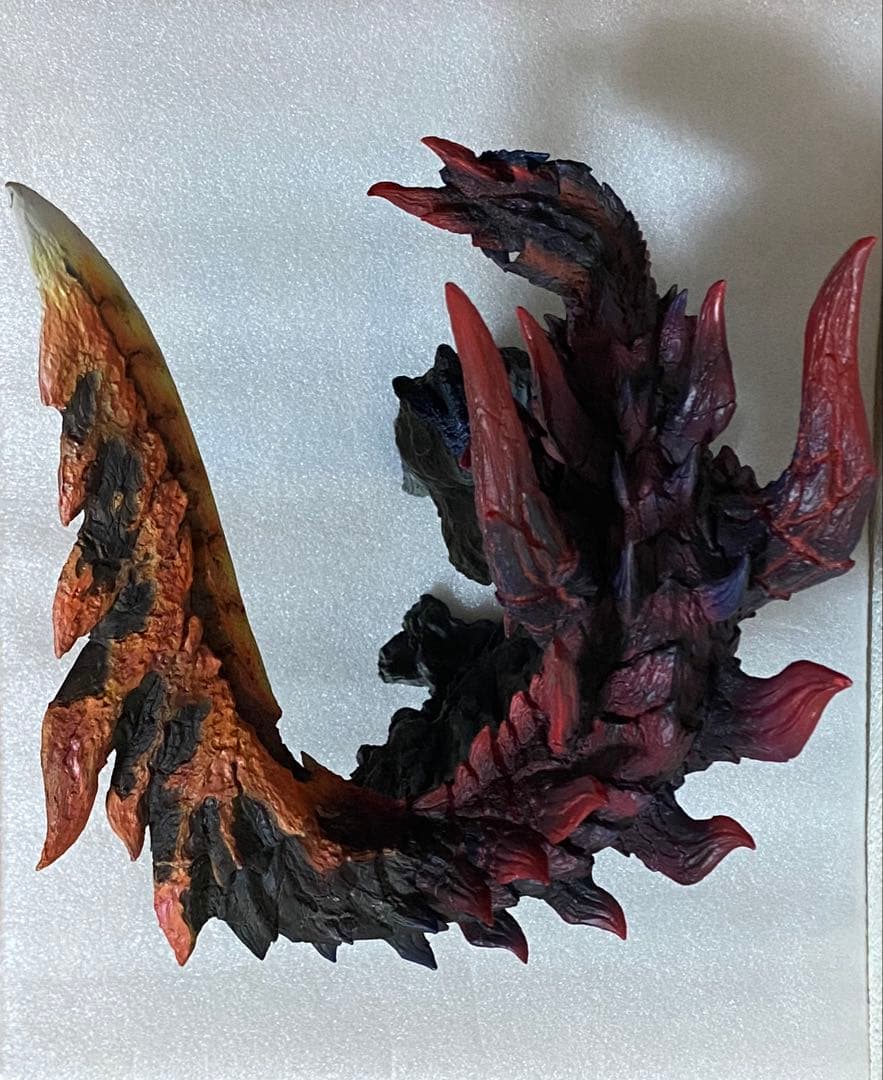 モンハン　カプコンフィギュアビルダー　クリエイターズモデル　燼滅刃ディノバルド