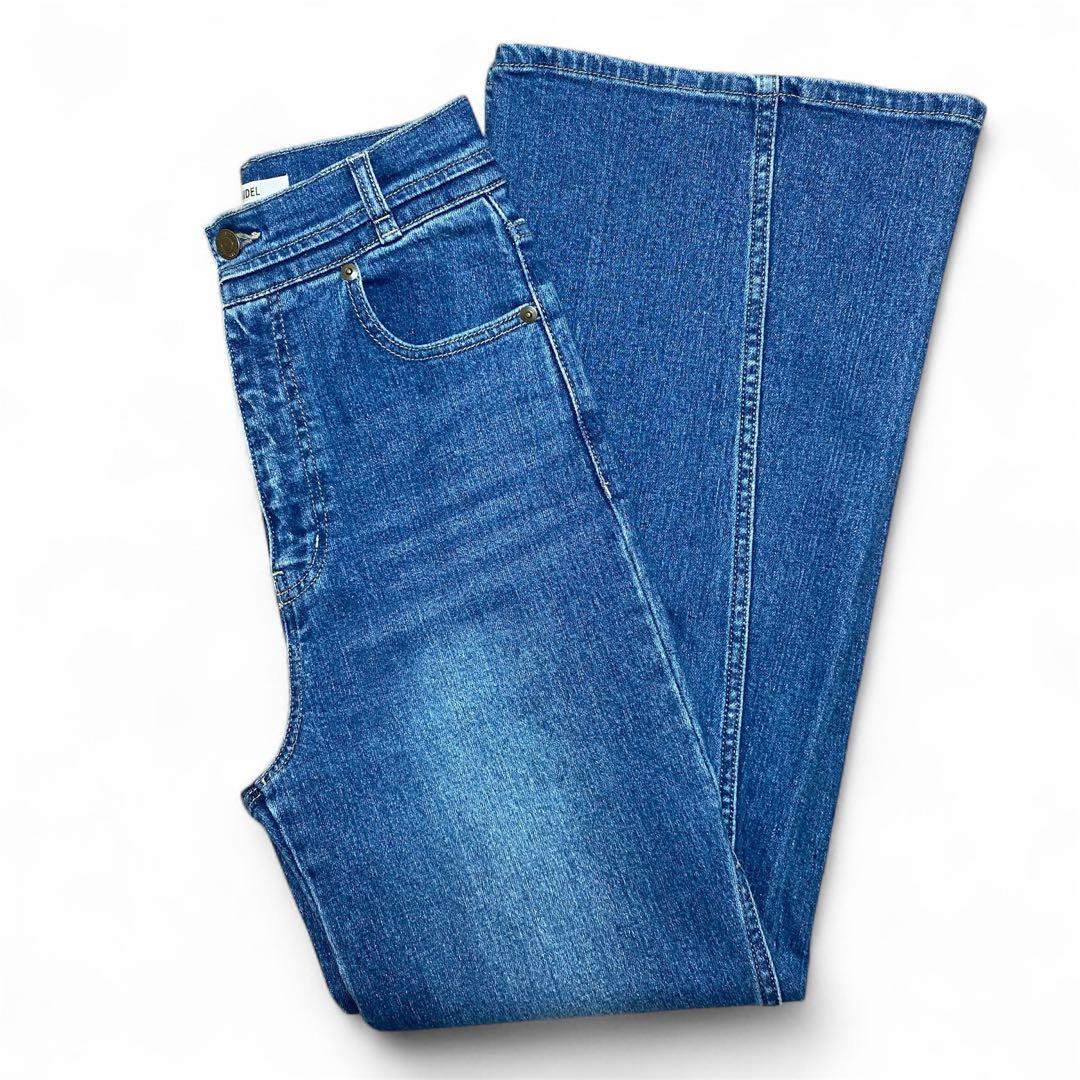 【極美品】SNIDEL（スナイデル）Sustainableストレッチフレアデニム