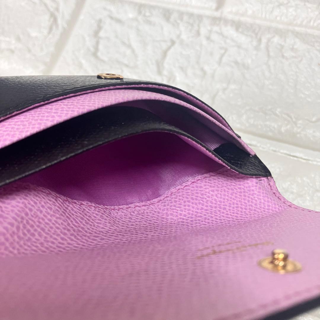 FERRAGAMO フェラガモ　カードケース　名刺入れ　ブラック　ピンク