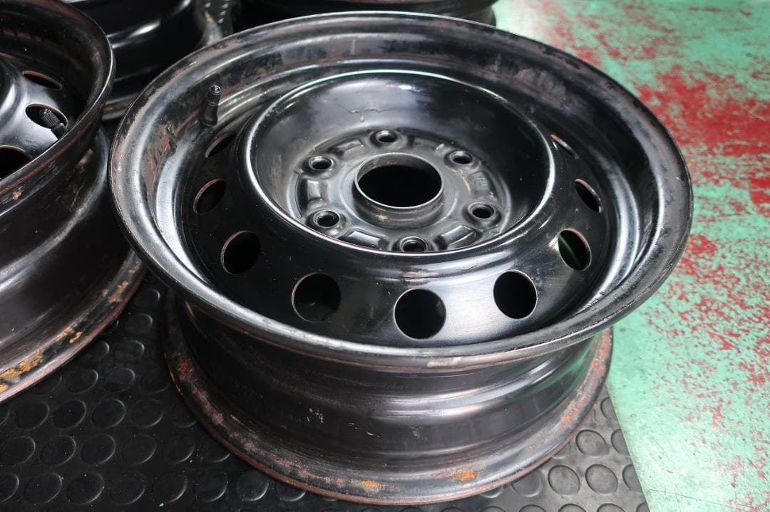 トヨタ純正スチール 100系ハイエース2WD 15×6J PCD139.7/6H
