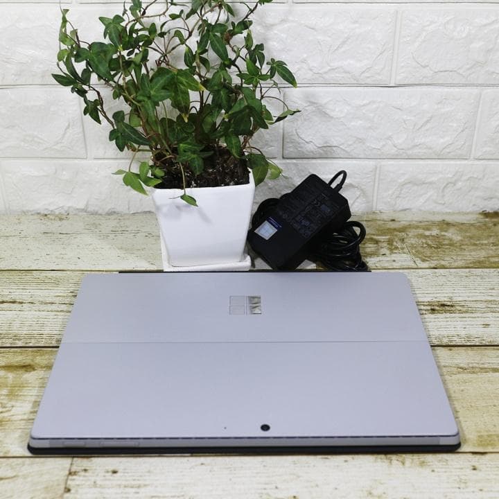 けいsurface pro7+ SSD256G タッチパネル Office