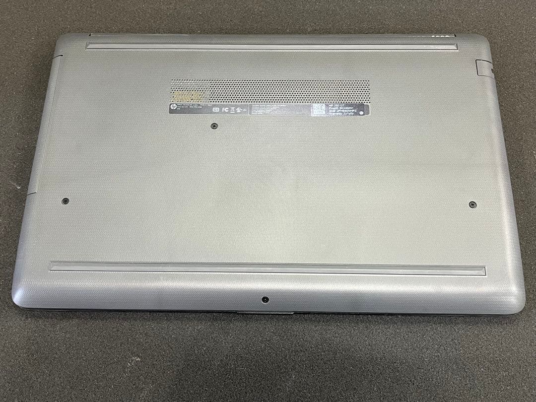Windowsノート本体 hp 250 G7