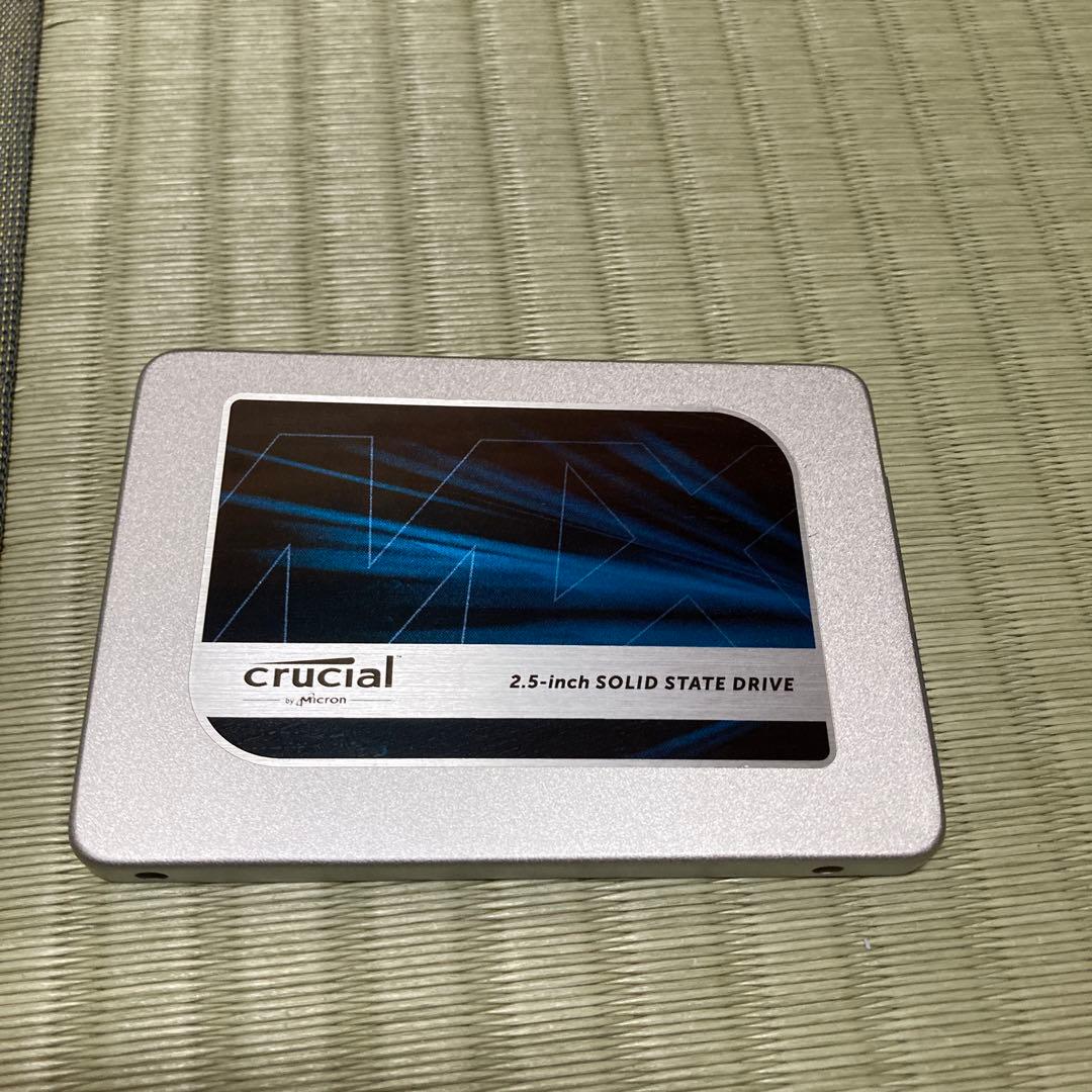 d*x様 Crucial MX300 CT525MX300SSD1 2.5インチ