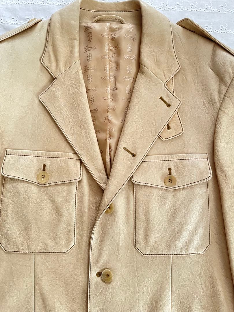Gucci ベージュ テーラードorライダース本革牛革ジャケット