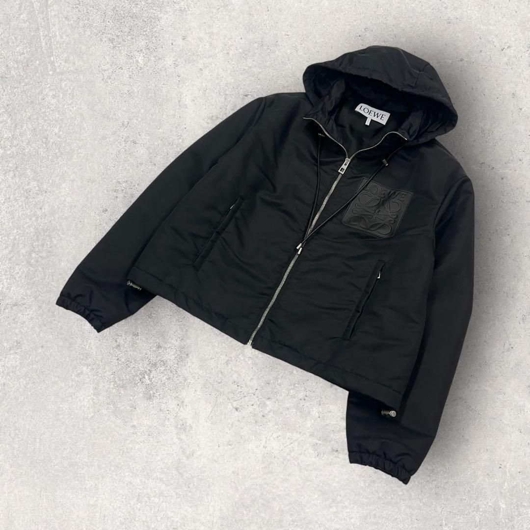 【美品・現行モデル】ロエベ　アナグラム レザーロゴ中綿フードジャケット　黒