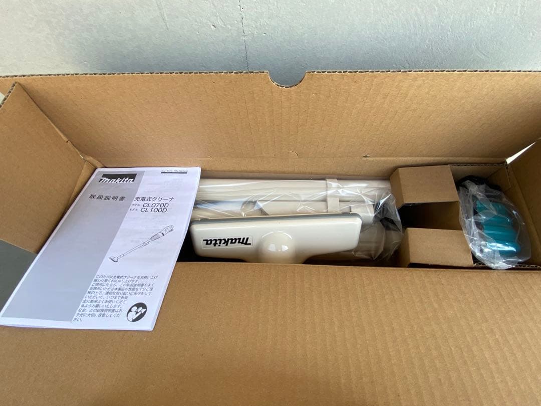 makita マキタ フルセット 充電式クリーナ CL100DW
