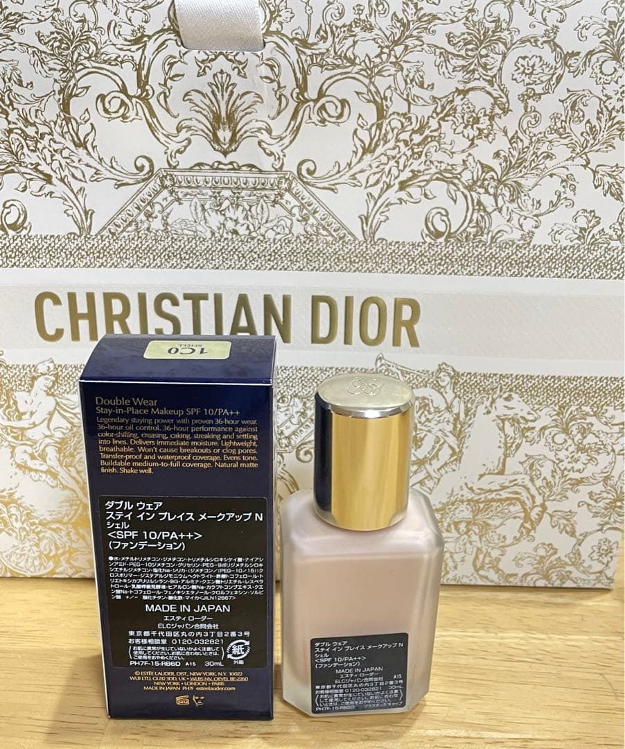 ESTEE LAUDER Double Wear 1C0シェル