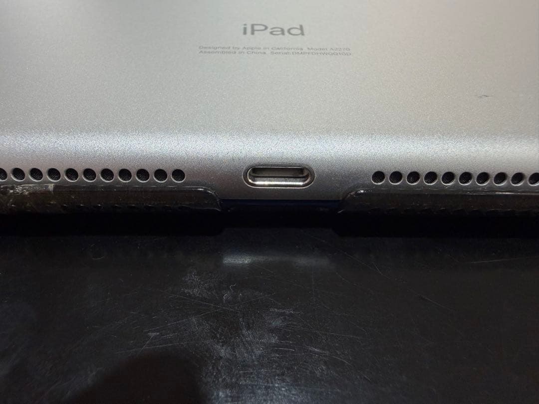 【超美品】Apple iPad 第8世代　32GB 修理分解歴無し　本体