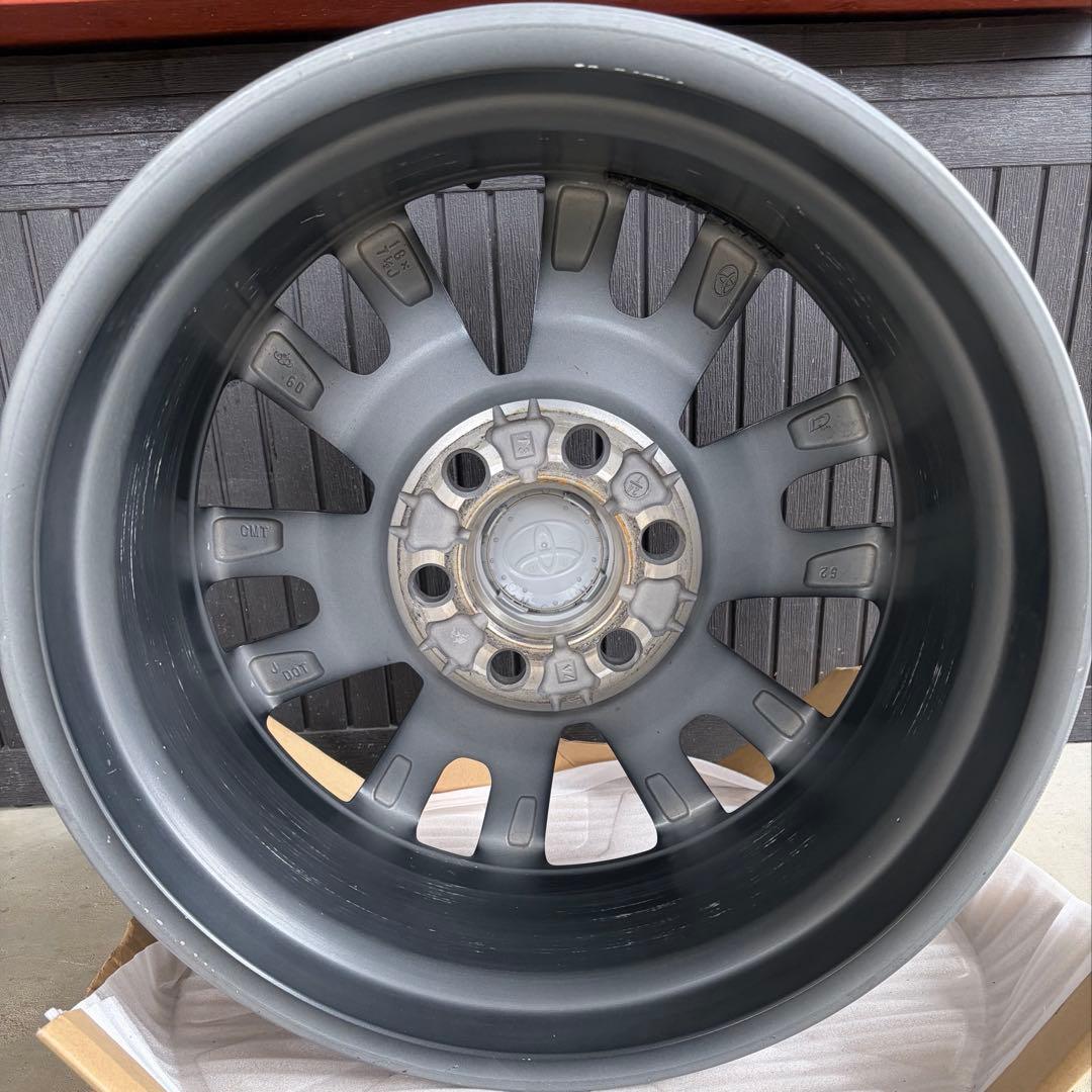 トヨタ ランドクルーザー250 純正18インチ アルミホイール 傷あり