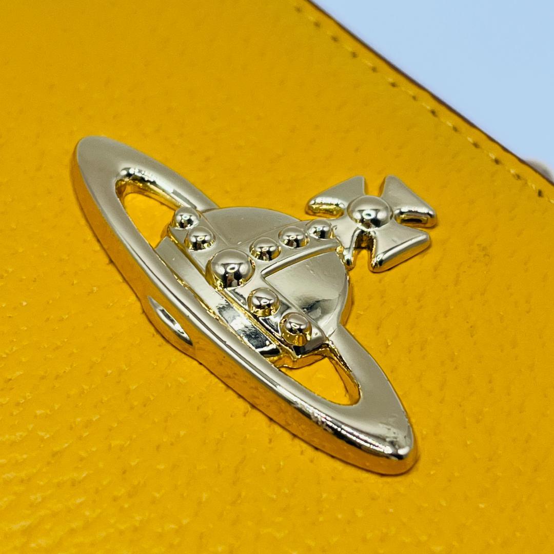 未使用 Vivienne Westwood 新品 折財布 黄色 がま口 シンプル