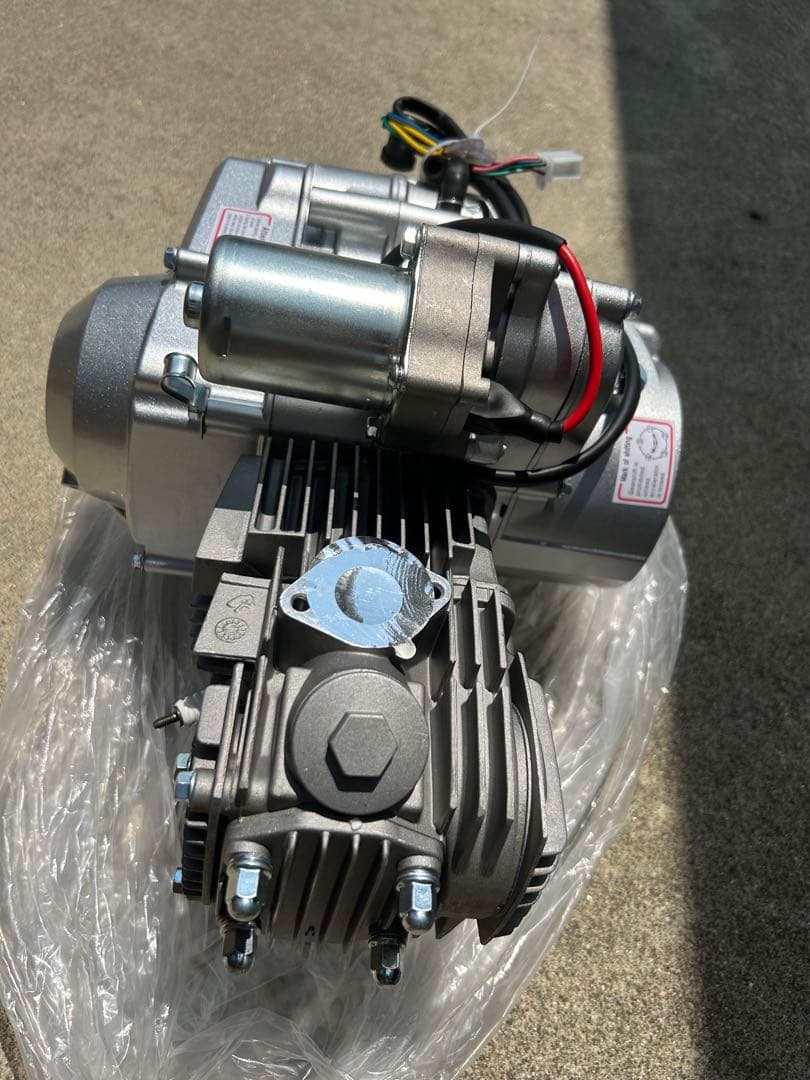 中華エンジン　110cc カブ　モンキー　新品未使用　値下げ