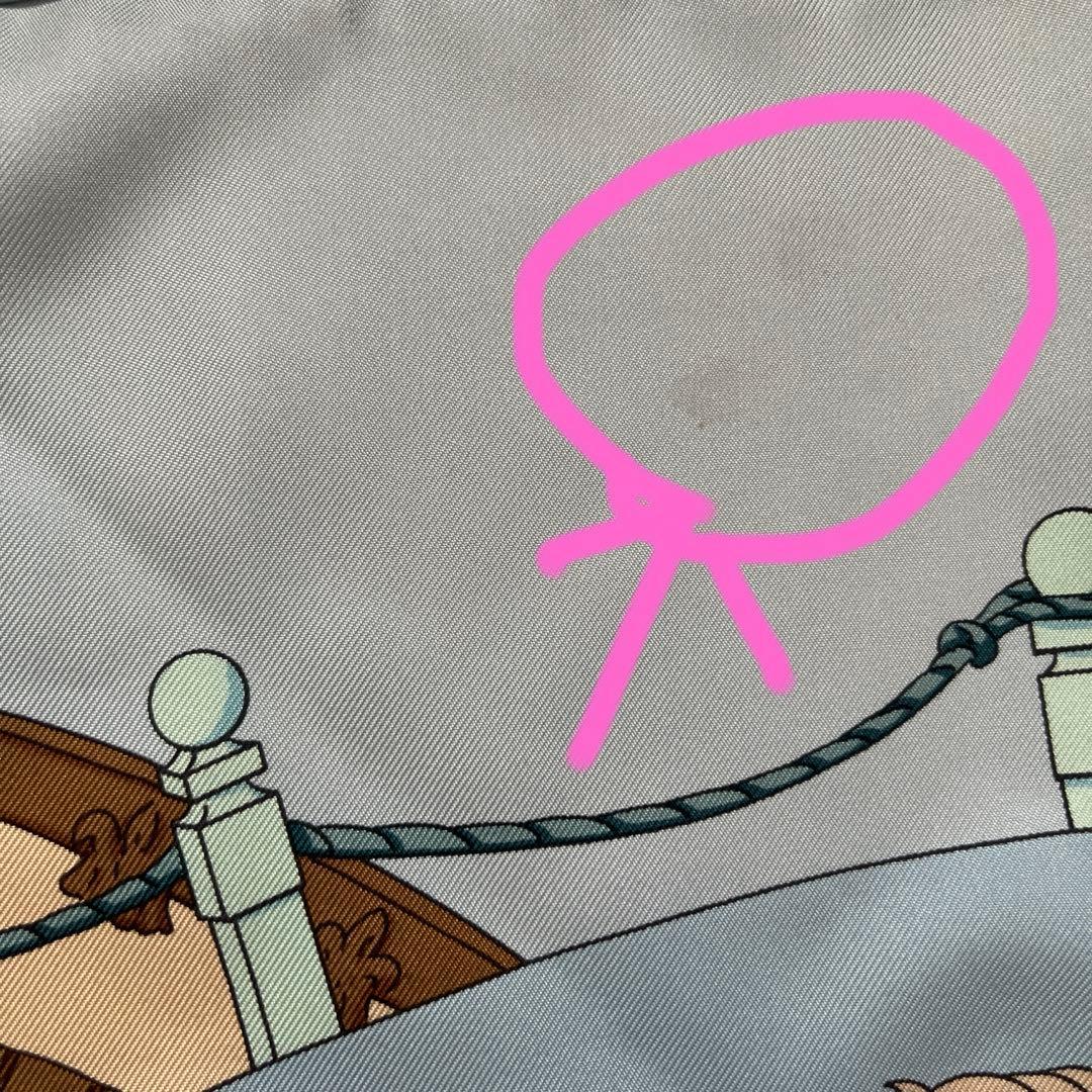 HERMÈS 馬と騎士のスカーフ