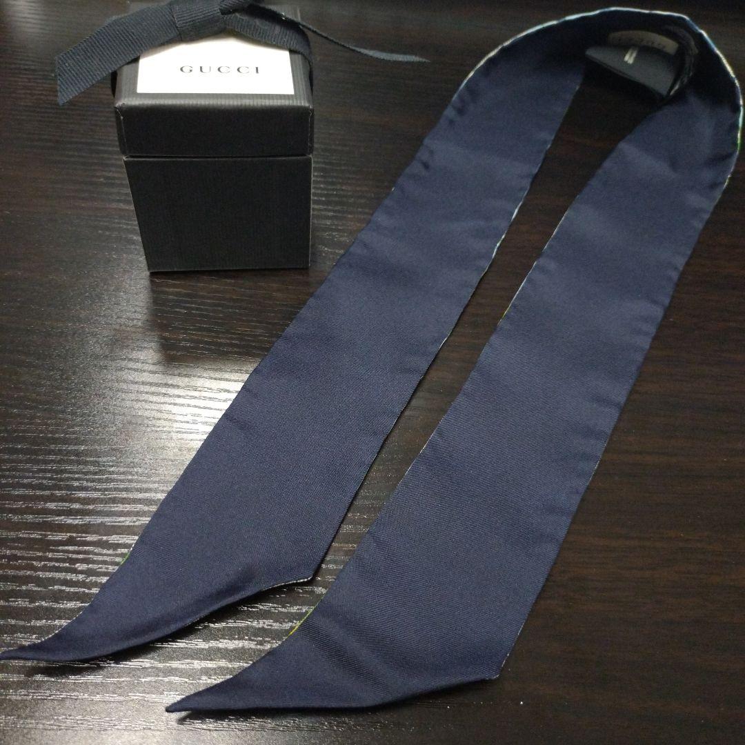k*i様 【美品】GUCCI スカーフ GG ブルームス ネックボウ 花柄 紺色