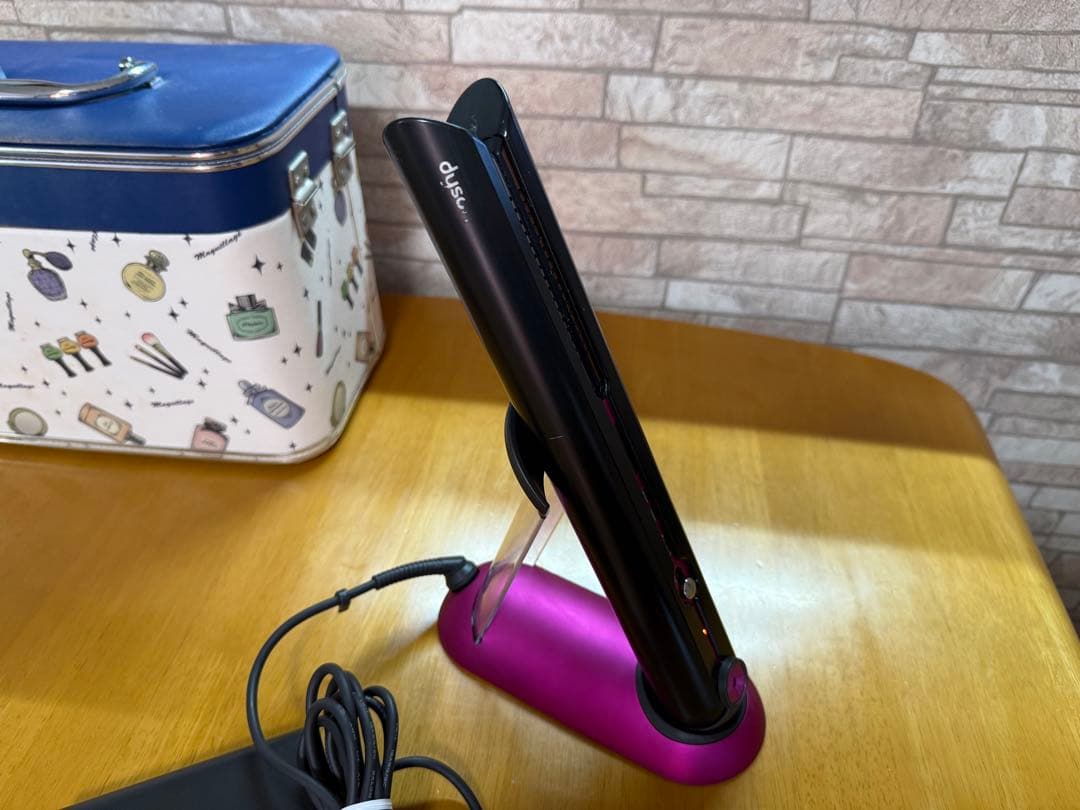ダイソン　ヘアアイロン　corrale コラール　HS03 中古良品①