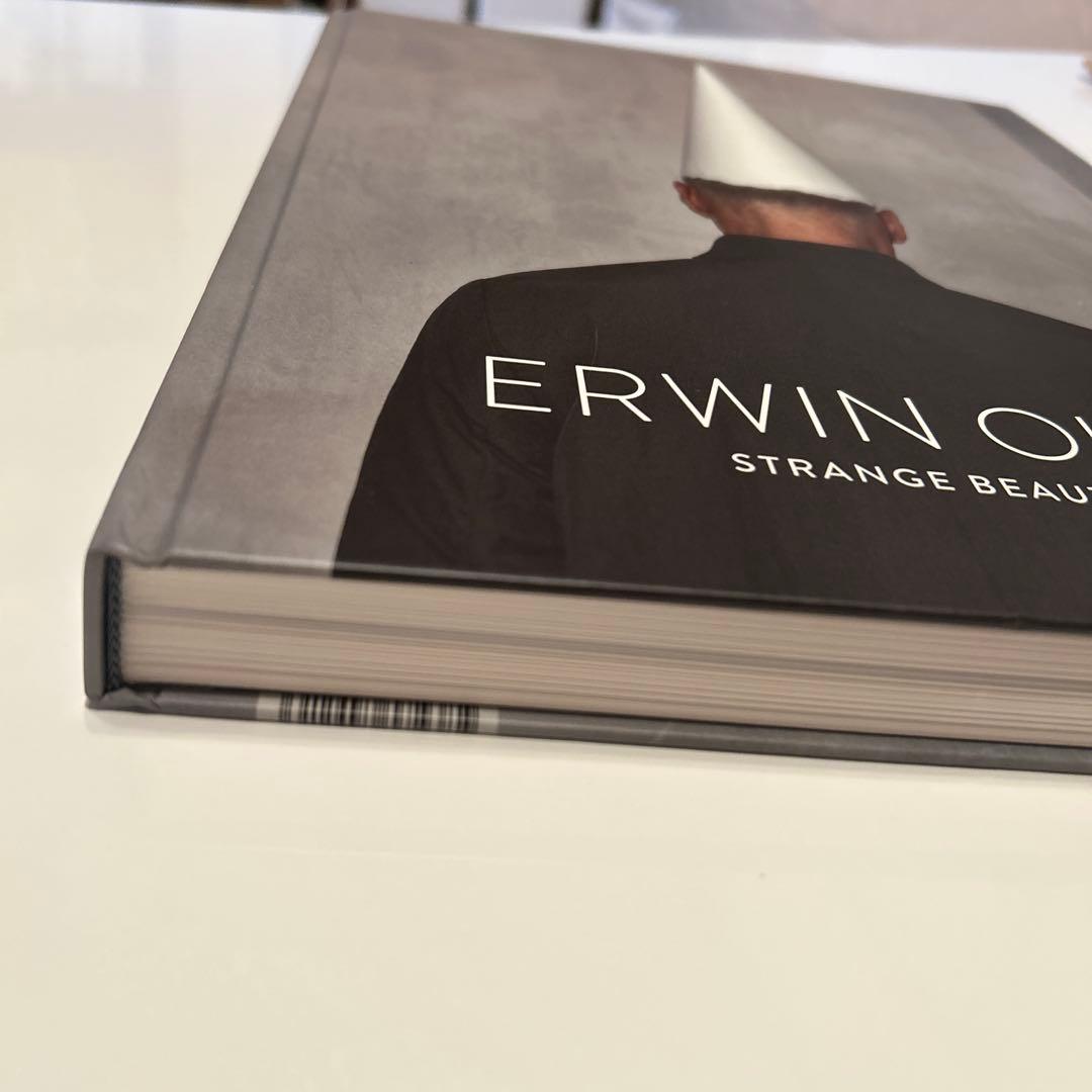 Erwin Olaf 写真集