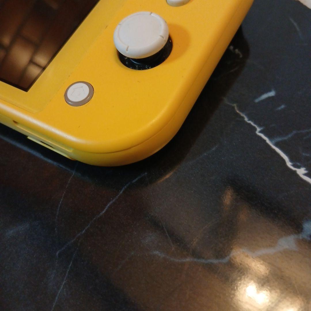 Nintendo Switch Lite イエロー