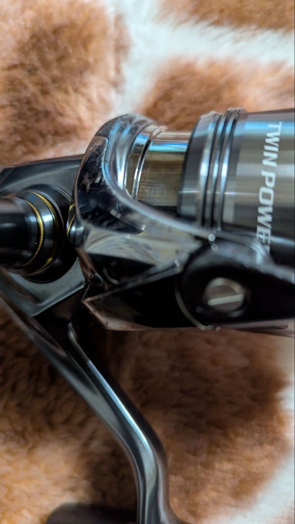 か*や様 SHIMANO 24TWIN POWER C5000XG スピニングリ