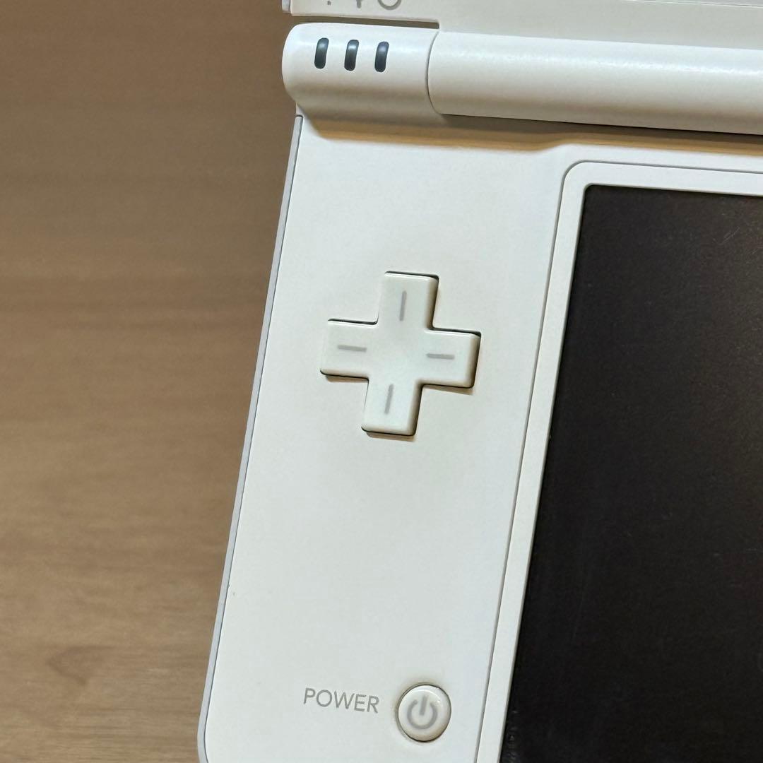 6-127 ニンテンドーDSi LL ナチュラル・ホワイト 箱付き