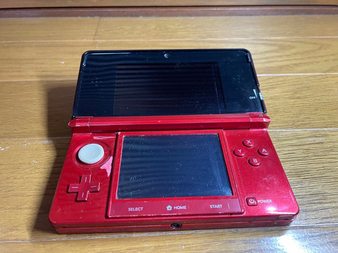 ニンテンドー3DS レッド 本体 ゲームソフトセット