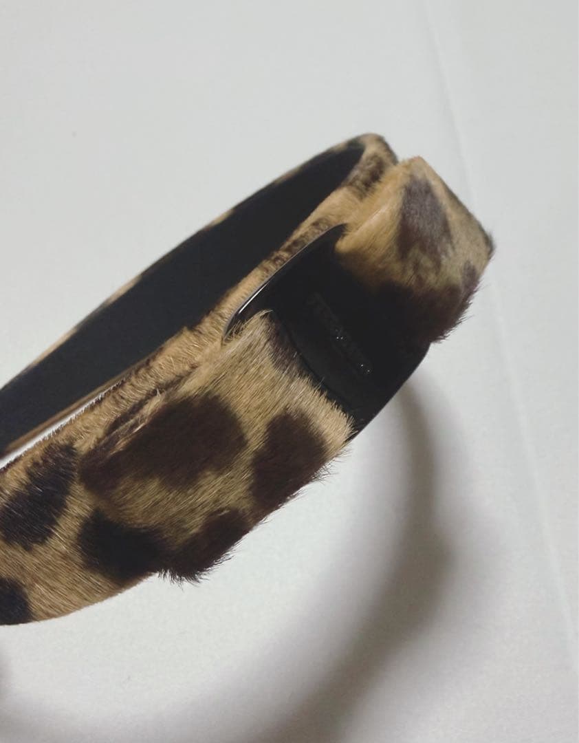 【お値下げ中】新品 FERRAGAMO フェラガモ ヴァラリボン レオパード