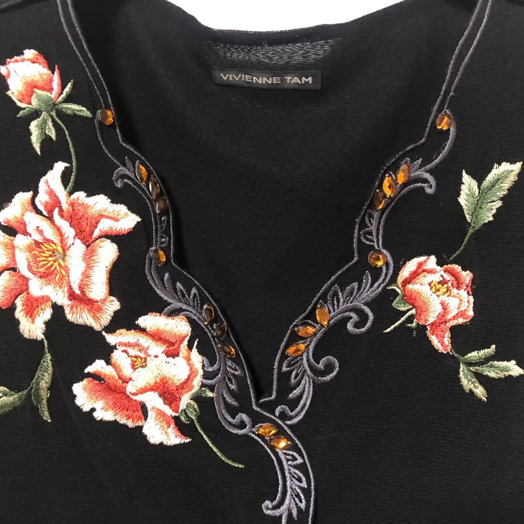 タ*子様 未使用に近いVIVIENNE TAM ヴィヴィアンタム 刺繍 　ワンピ