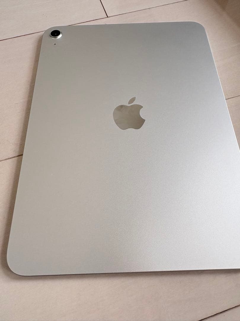 最終値下げiPad A16 シルバー　コード付き + Apple Pencil