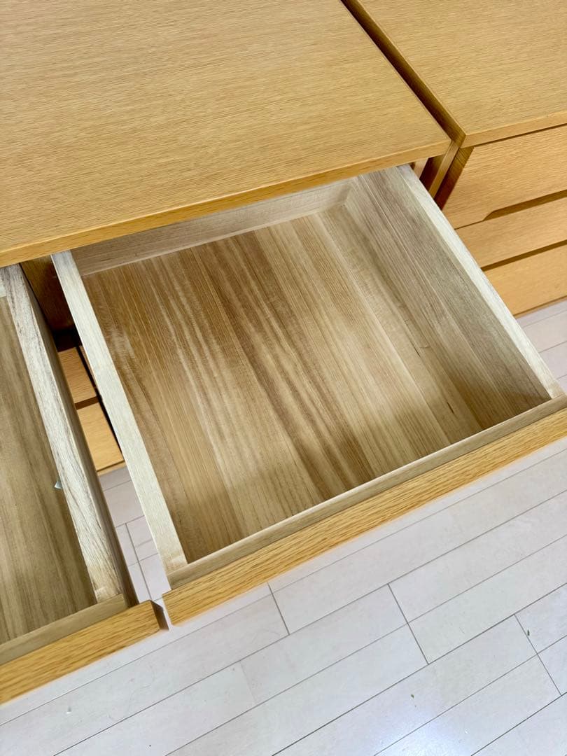 美品 IDC大塚家具 府中家具 幅136cmチェスト 国産 高品質 焼印有 楢材