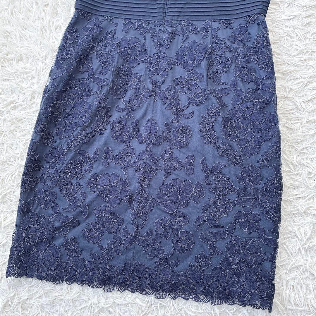 新品✨️タダシショージ 花柄レース ワンピース Vネック フレンチスリーブ 紺色