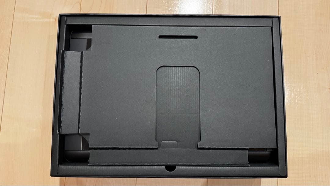 Wacom Cintiq 13HD DTK-1300 液晶ペンタブレット本体