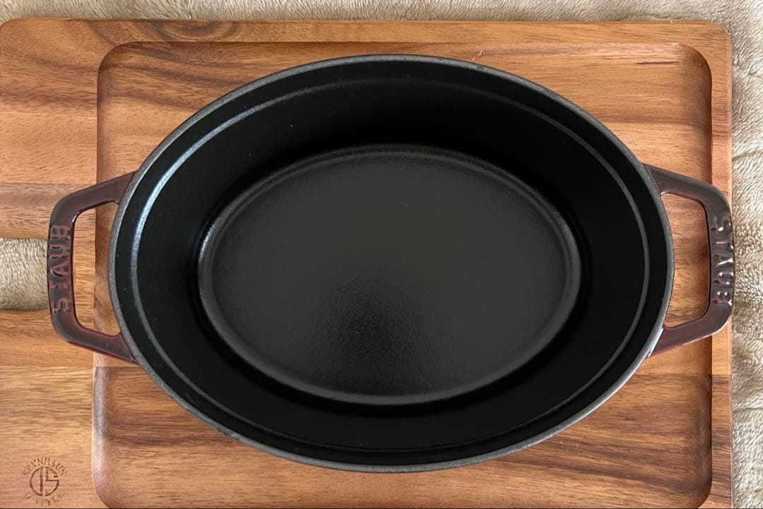staub ストウブ ピコ・ココットオーバル 23cm