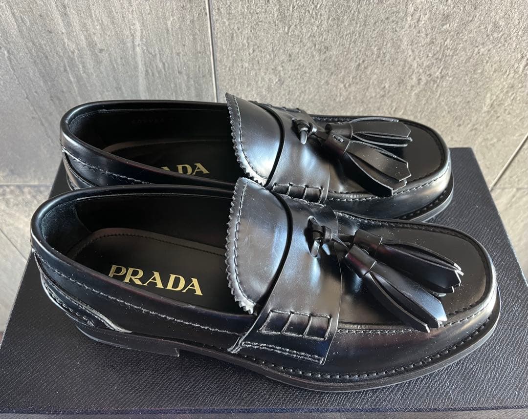 PRADA プラダ　ローファー