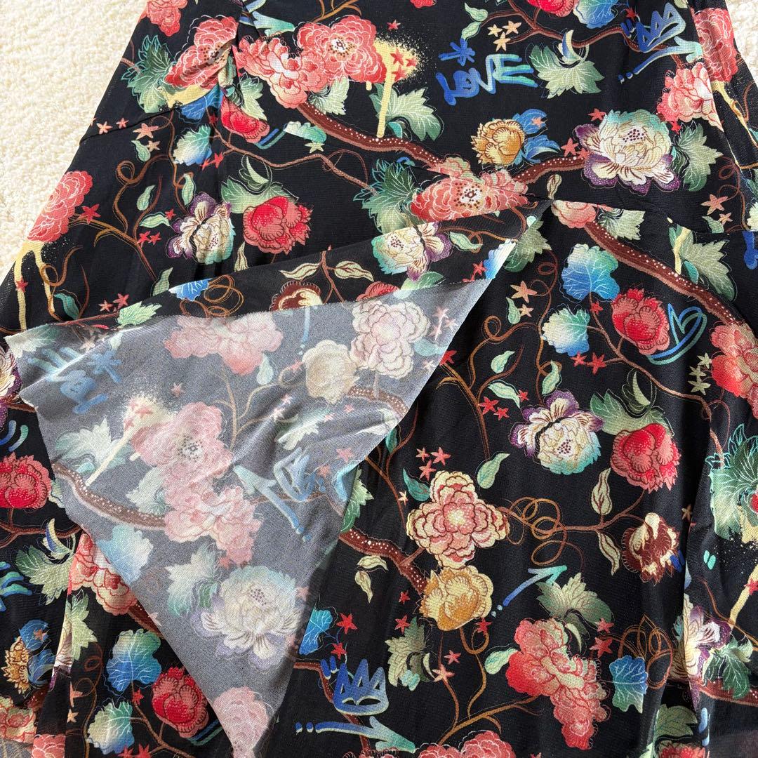 VIVIENNE TAM ヴィヴィアンタム 花柄スカート38 黒 総柄【極美品】