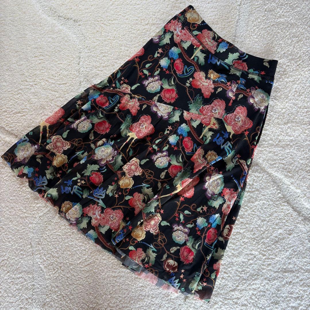 VIVIENNE TAM ヴィヴィアンタム 花柄スカート38 黒 総柄【極美品】