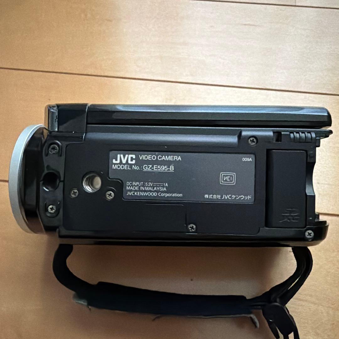 JVC GZ-E565 ビデオカメラ 本体　付属品全てあり＋広角レンズセットも可
