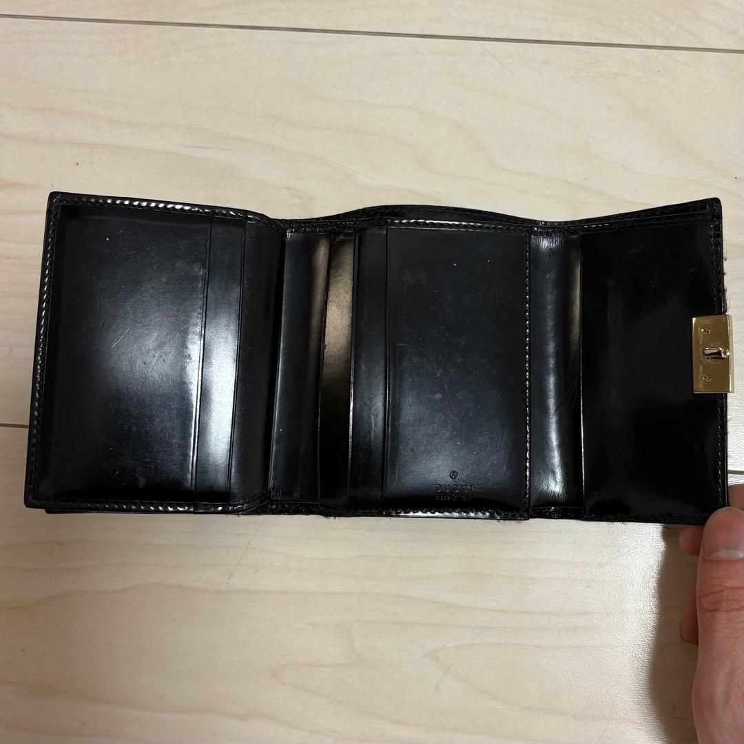GUCCI ブラックレザー 二つ折り財布 箱付き カード入れ お札入れ