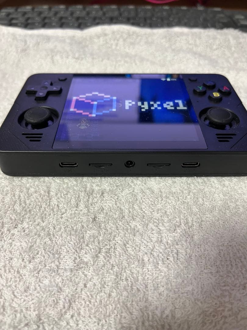 Powkiddy RGB30 BLACK （システム導入済み）