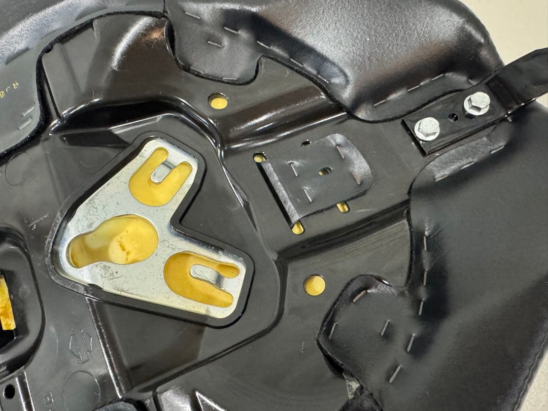イ*シ様 美品　スポーツスター　ハーレー　純正　ソロシート　XL1200NS 8