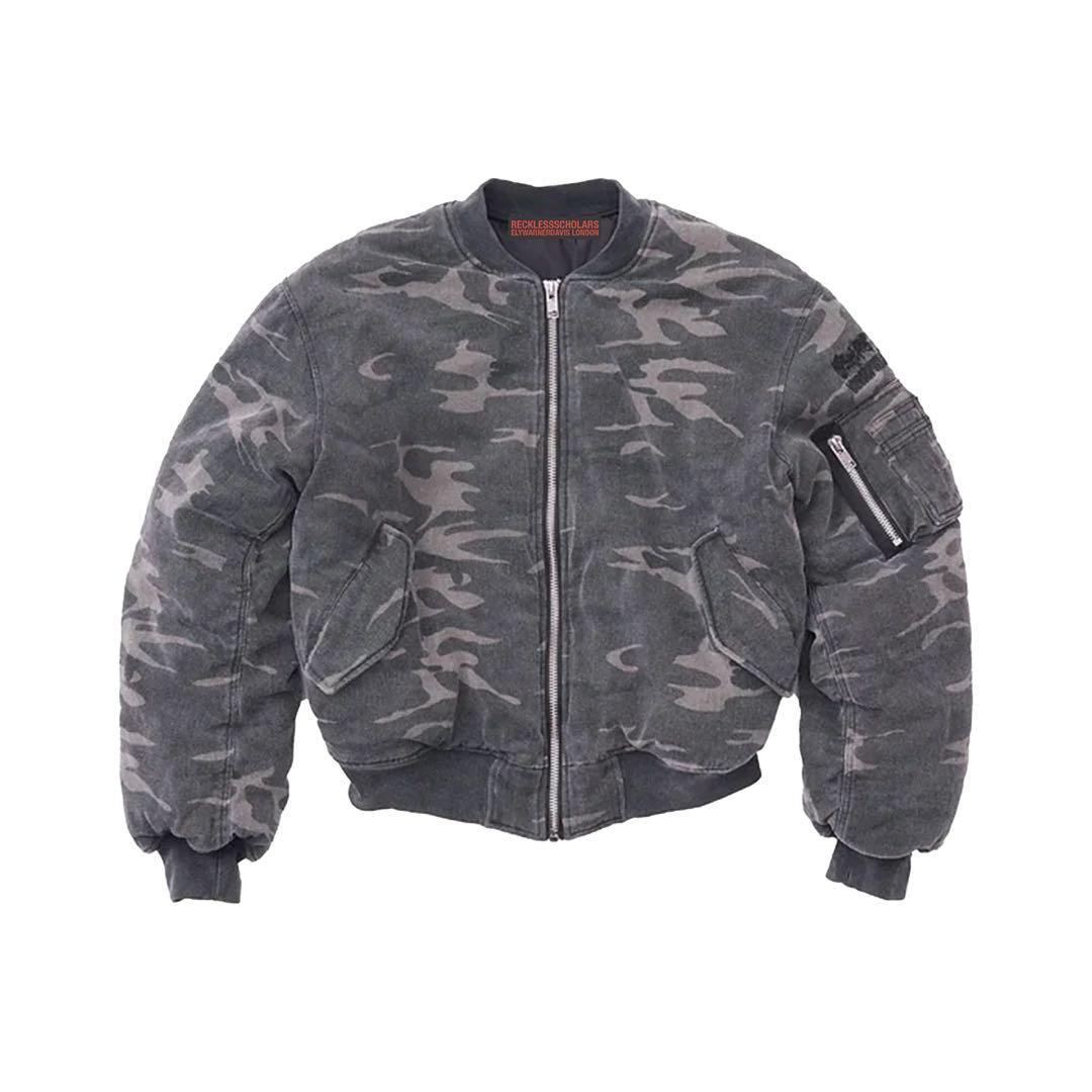 Justin着用RECKLESSSCHOLARS EVERYDAY BOMBER
