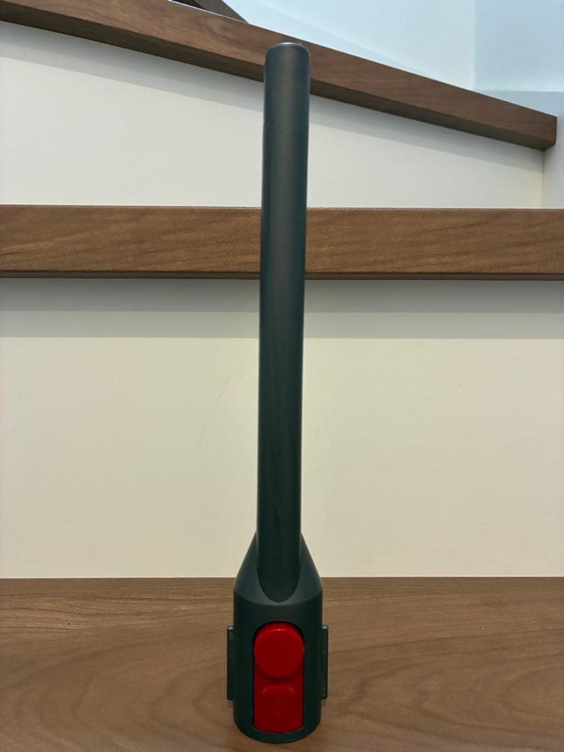 Dyson ダイソン V8 Slim Fluffy コードレス掃除機【一部新品】