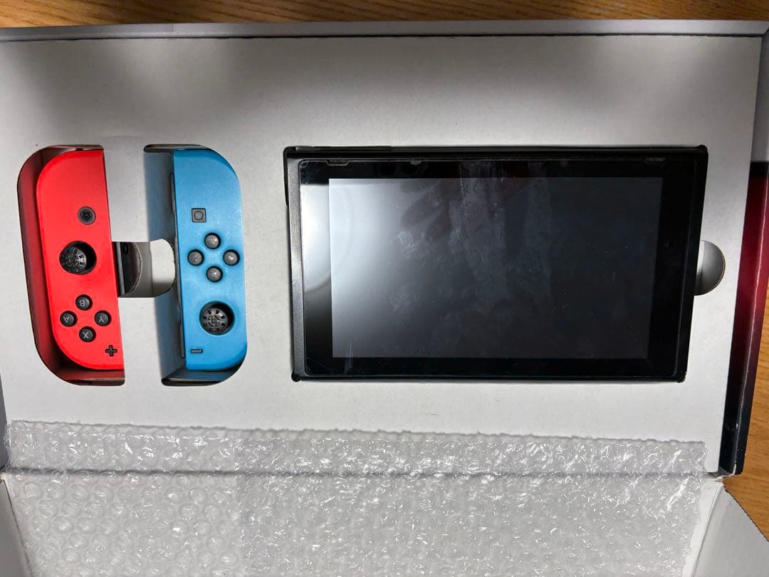 Nintendo Switch 本体 ネオンレッド/ネオンブルー