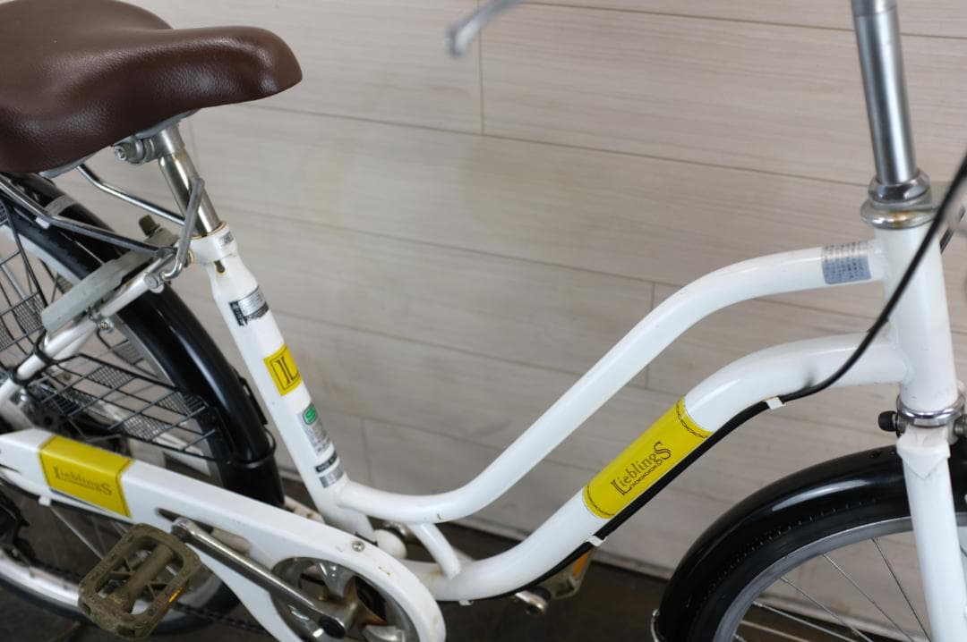 タ*シ様 タイヤ新品　軽快車　26インチ　6速　ライト