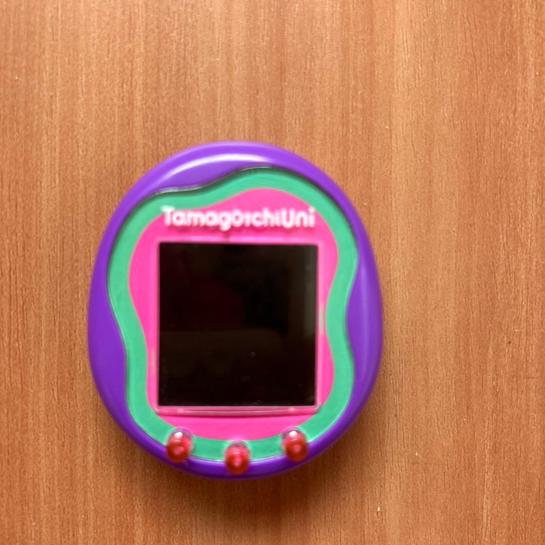 Tamagotchi Uni 紫