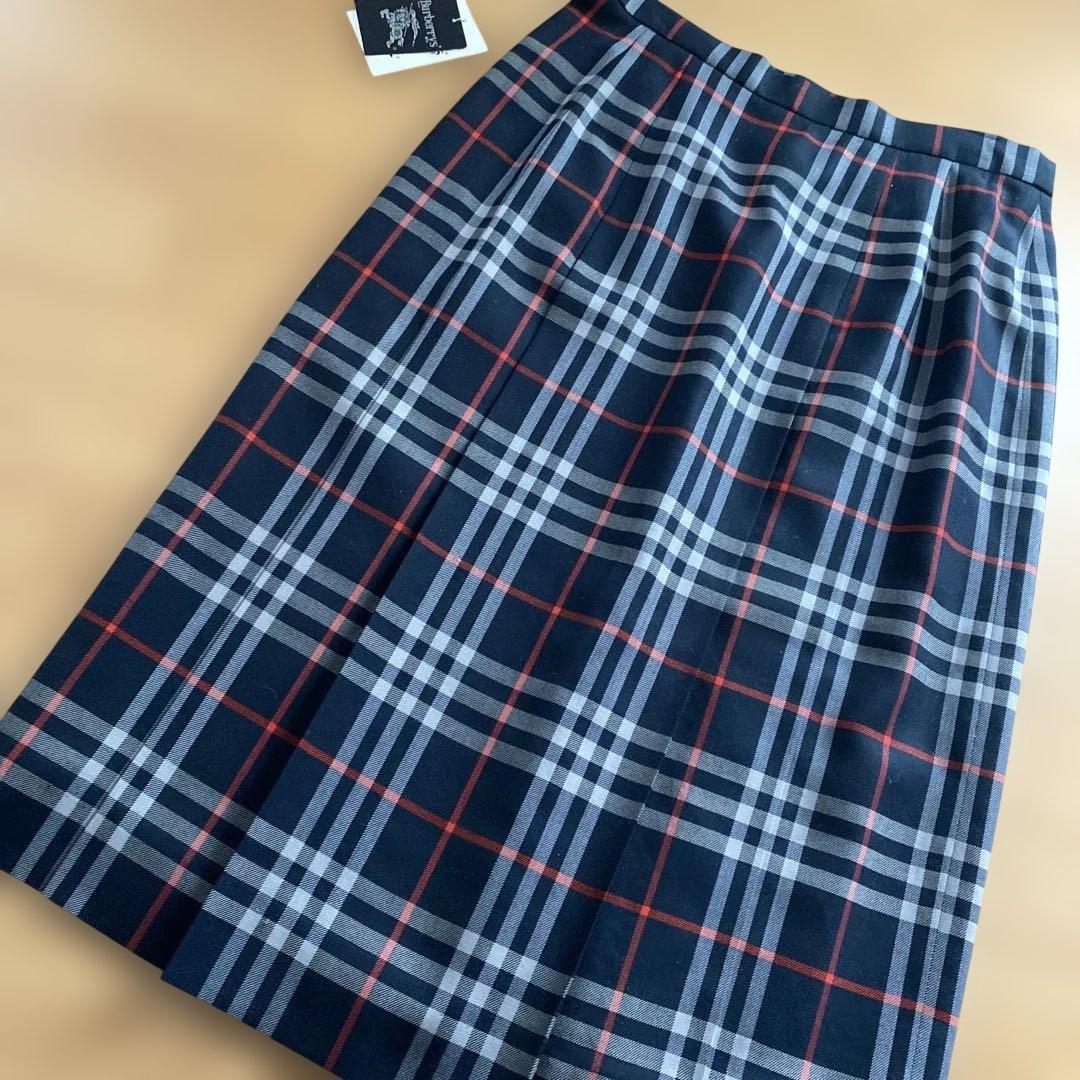 ♠️レア♠️Burberry's♠️ネイビープリーツスカート♠️チェック