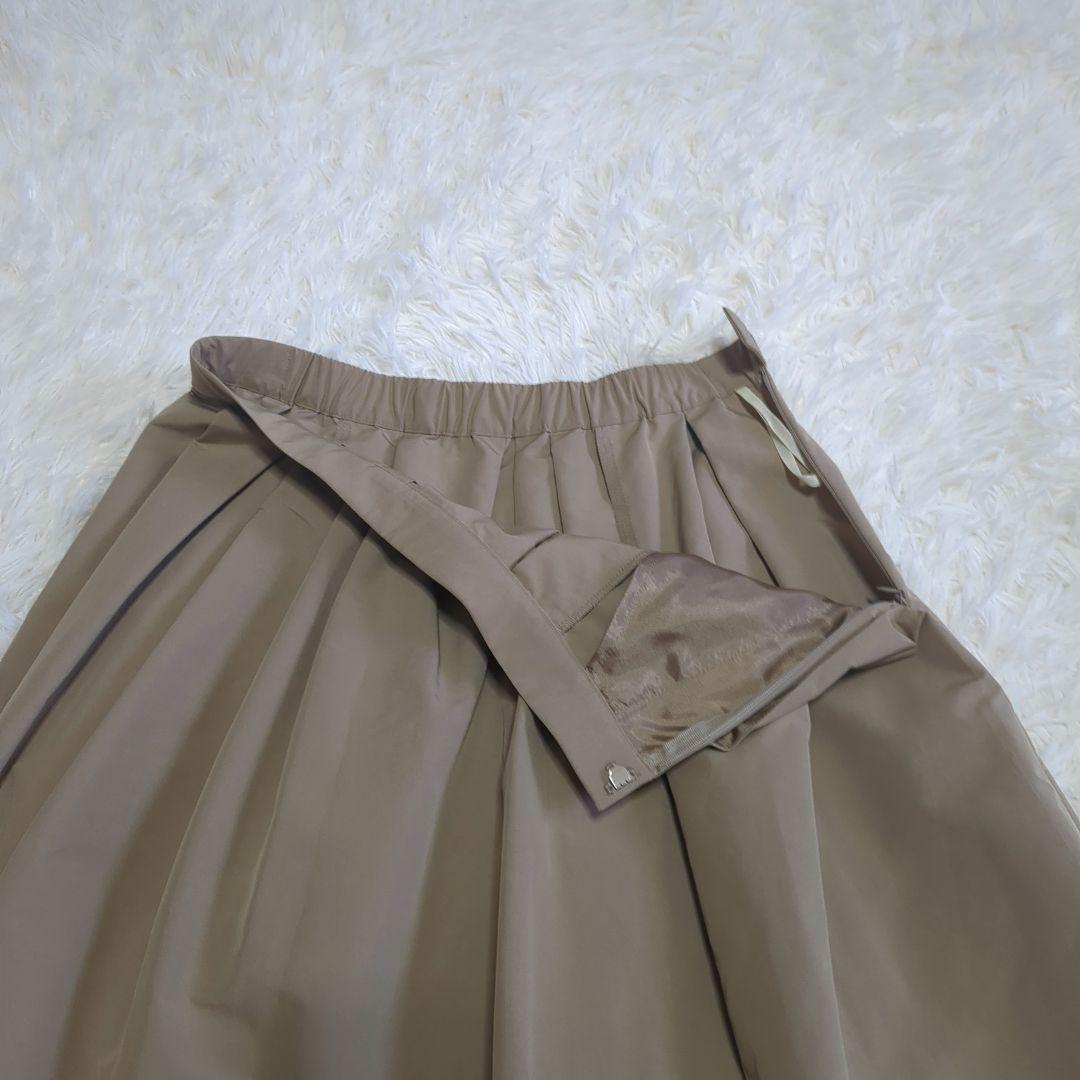 美品✨23区 スカート ふんわりシルエット ベージュ 38