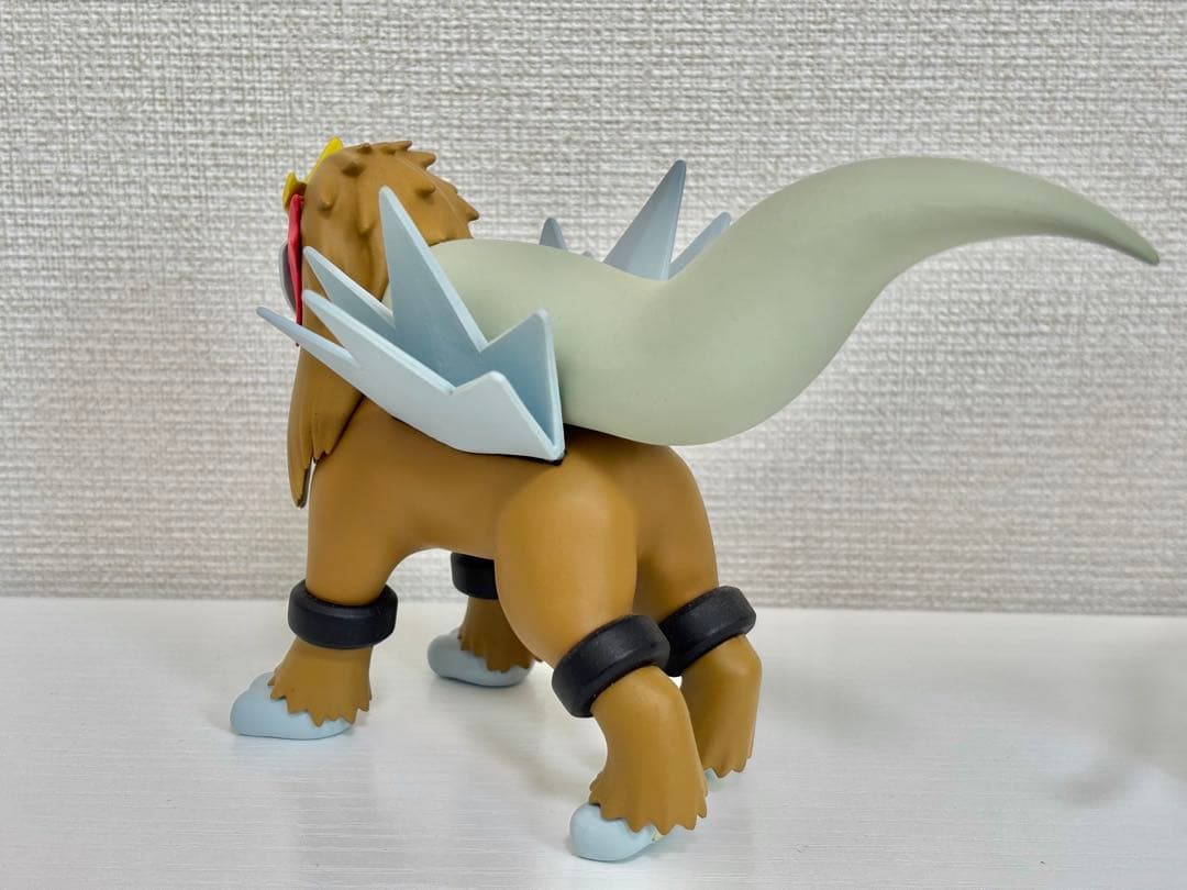 エンテイ スイクン ライコウ スケールワールド フィギュア