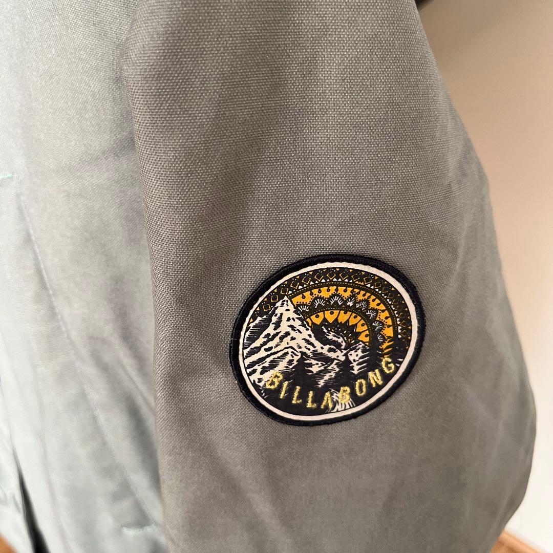 【未使用に近い】 BILLABONG スノーウェア