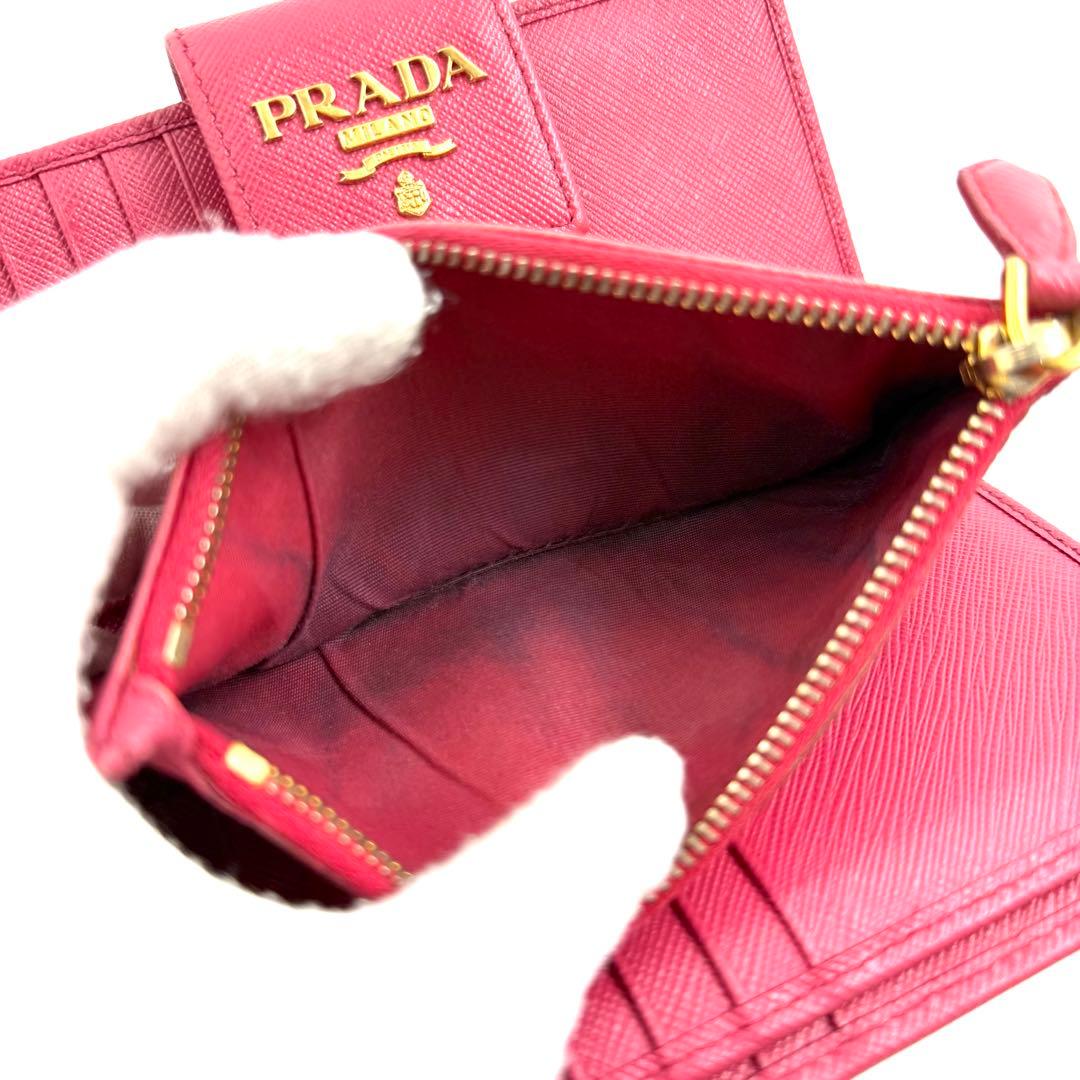 ✨未使用に近い✨　PRADA ミニ財布　サフィアーノ　アイコン　ベルト　二つ折り