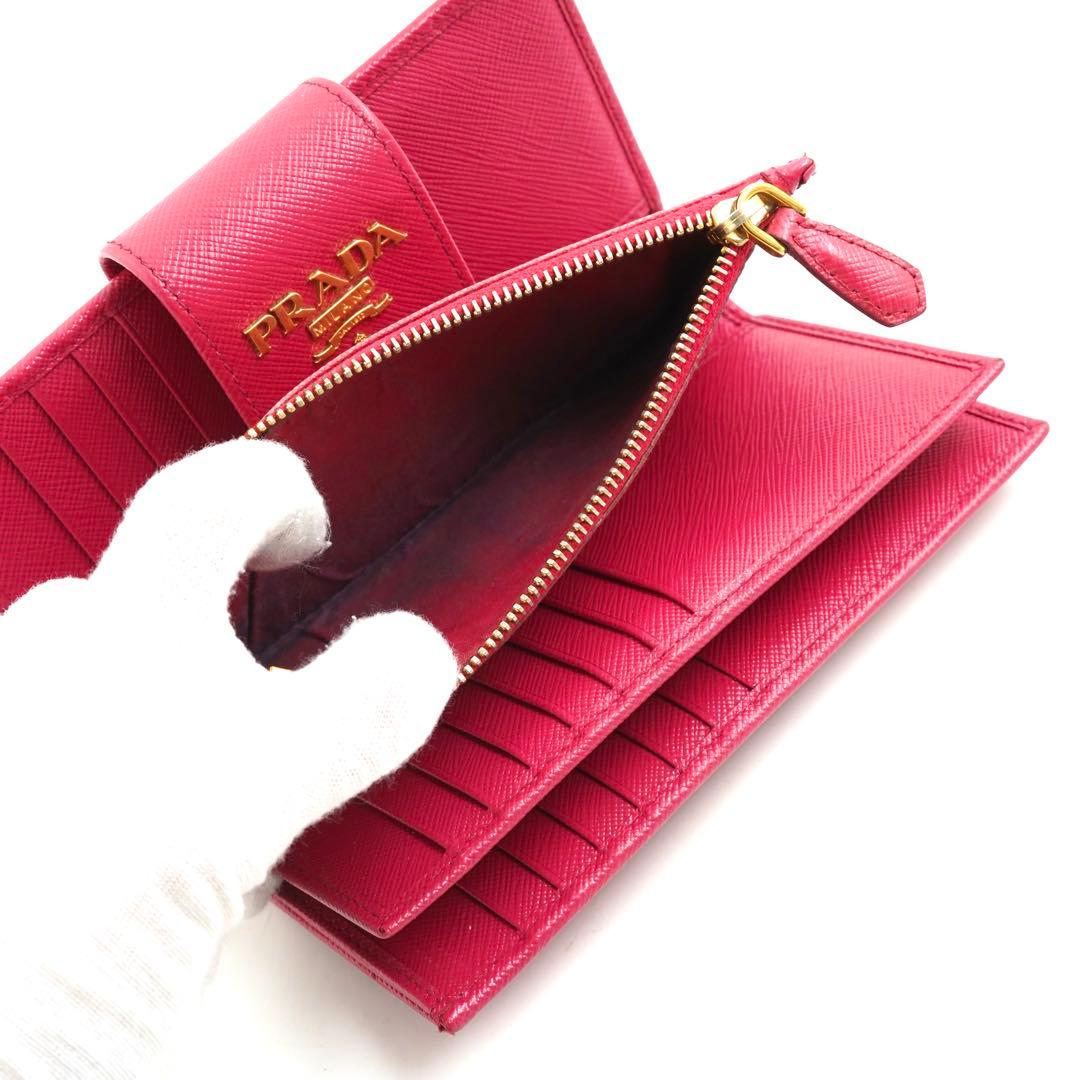 ✨未使用に近い✨　PRADA ミニ財布　サフィアーノ　アイコン　ベルト　二つ折り