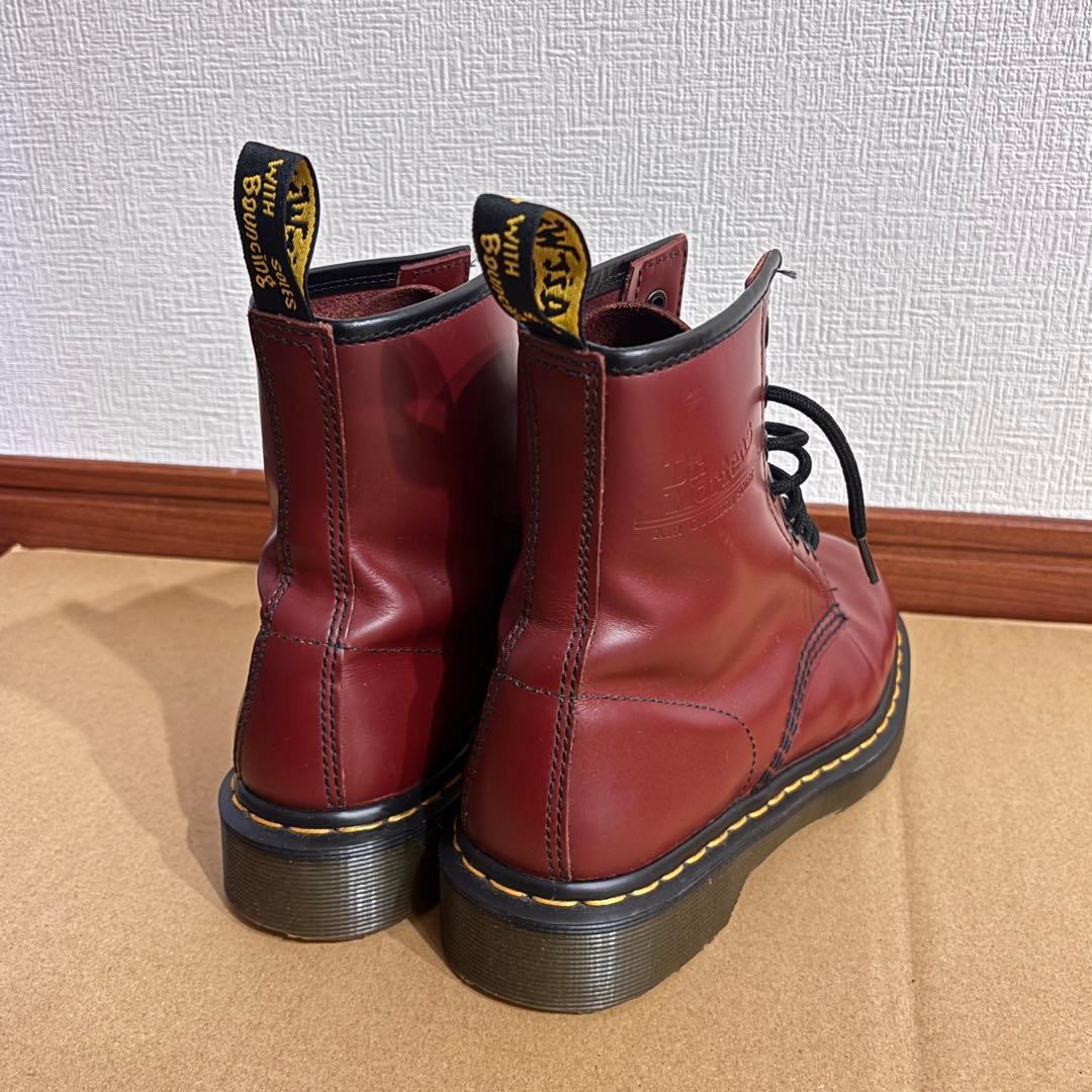 〈美品〉ドクターマーチン8ホールブーツチェリーレッド　38 Dr.Martens