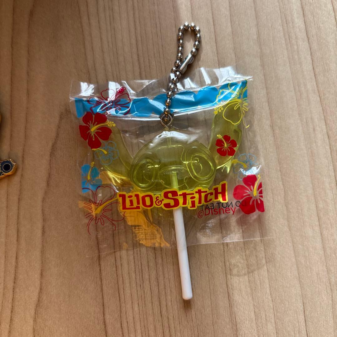 ディズニー　スティッチ　ストラップ　ミニゴミ箱　フィギュア　ステッカー